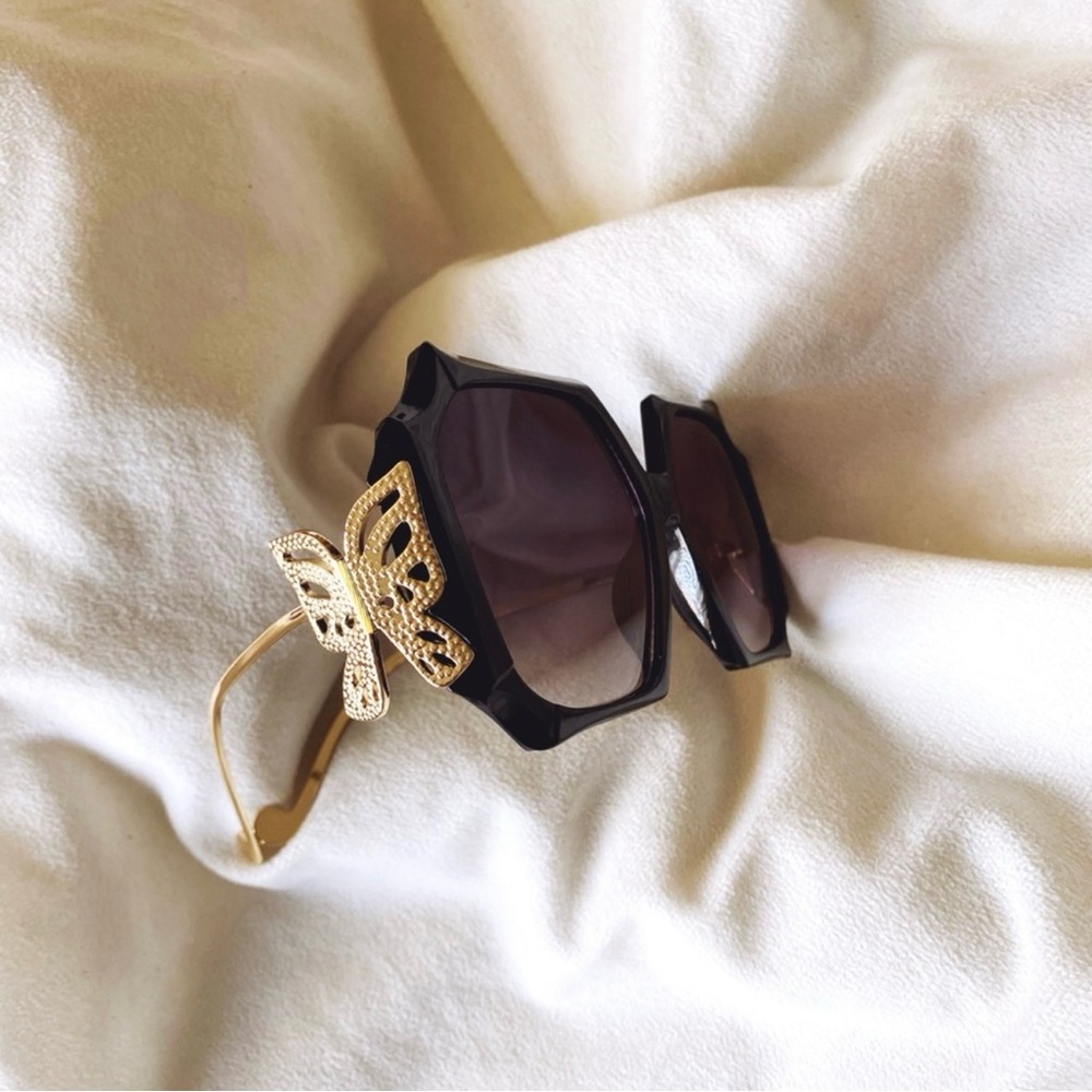 Vintage Style Oversized Butterfly Sunglasses